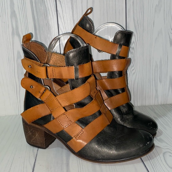 SixtySeven Ankle Boots - Picture 1 of 6